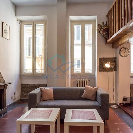 Warm Nest In The Old Building Of Piazza Navona Apartment Рим Екстериор снимка